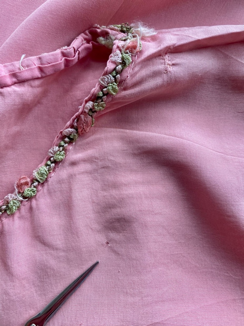Vintage 1920s Child’s Dress Pink Silk Embroidered Rosette Trim Antique AS IS - Picture 8 of 10